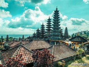 Indonesia Bali Besakih Backpacking Backpacker Travel