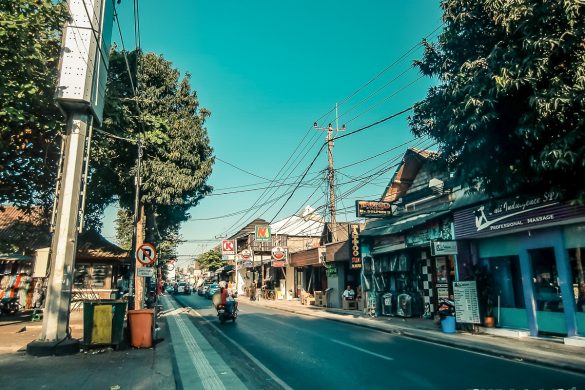 Indonesia Bali Kuta Street Backpacking Backpacker Travel