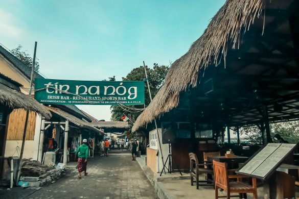 Indonesia Gili Trawangan Beach Bar Irish Pub Tirnanog Backpacker Backpacking Travel