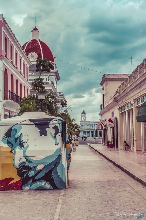 cuba cienfuegos pedestrian road backpacker backpacking travel