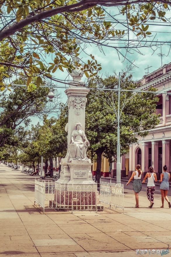 cuba cienfuegos prado backpacker backpacking travel