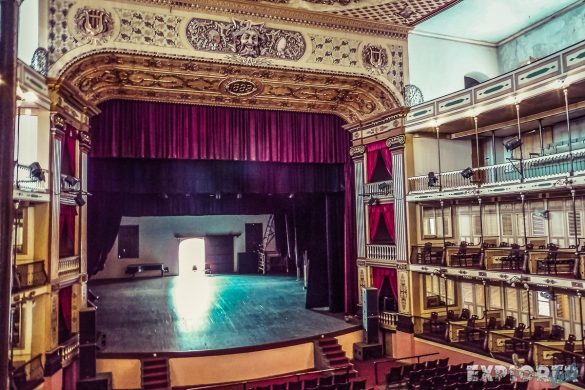 cuba cienfuegos teatro tomas terry backpacker backpacking travel 2