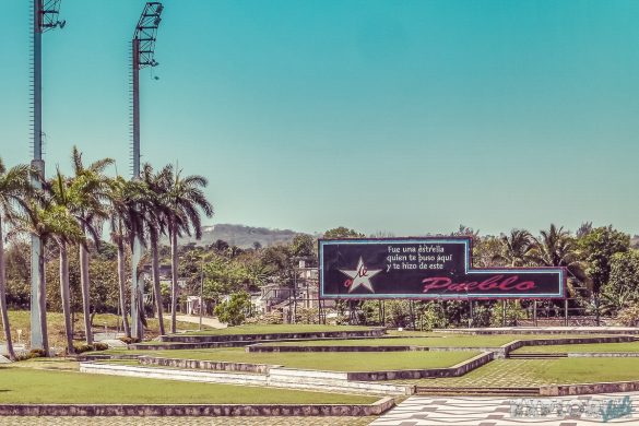 cuba santa clara plaza de revolution backpacker backpacking travel