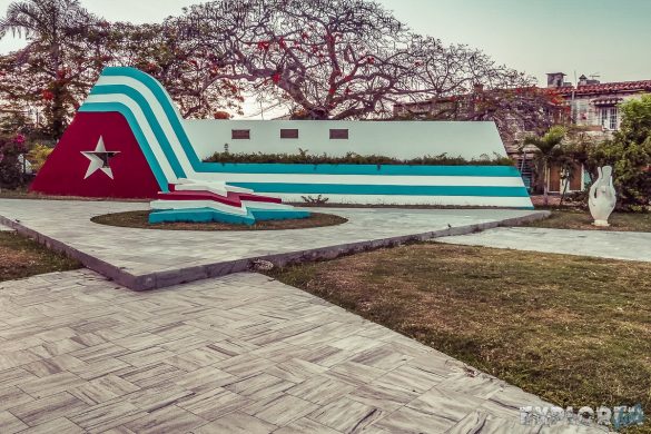 cuba varadero memorial backpacker backpacking travel