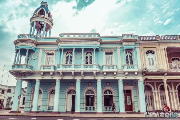 cuba cienfuegos Palacio Ferrer backpacker backpacking travel