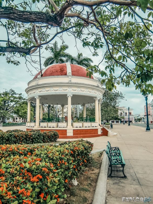 cuba cienfuegos Parque Jose Marti backpacker backpacking travel