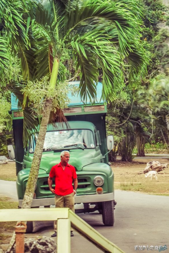cuba vinales truck backpacker backpacking travel