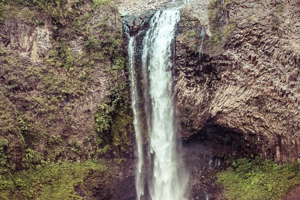 Ecuador Banos Canyon Waterfall Backpacking Backpacker Travel