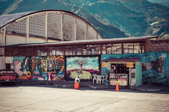 Ecuador Banos Graffiti Backpacking backpacker Travel