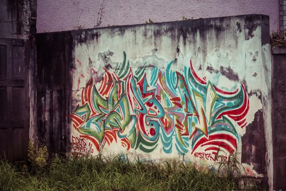 Ecuador Banos Graffiti Backpacking backpacker Travel