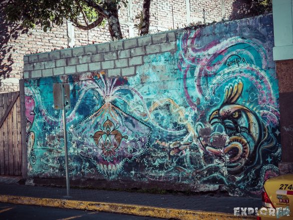 Ecuador Banos Graffiti Backpacking backpacker Travel