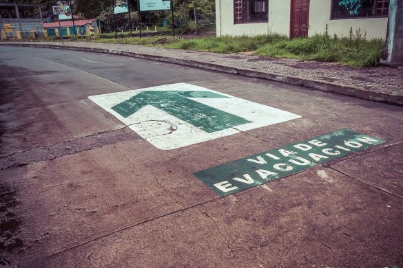 Ecuador Banos Mirador Street Backpacking backpacker Travel