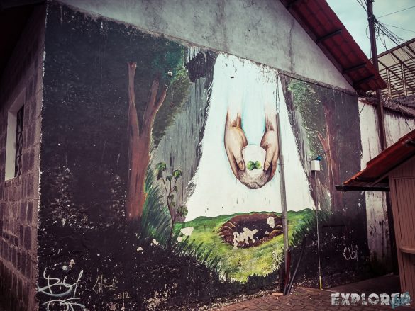 Ecuador Banos Mural Backpacking Backpacker Travel