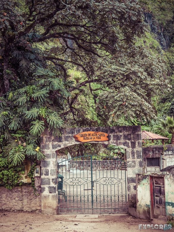 Ecuador Banos Water Backpacking Backpacker Travel