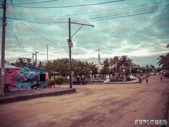 Ecuador Isabela Galapagos Graffiti Backpacking Backpacker Travel
