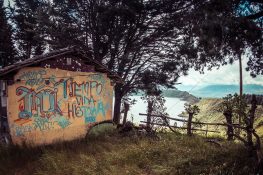 Ecuador Otavalo Laguna Cuicocha Graffiti Backpacking Backpacker Travel