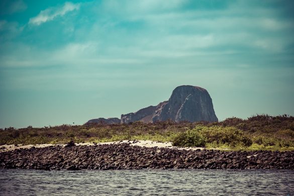 Ecuador Santa Cruz Galapagos Gordon Rocks Backpacking Backpacker Travel