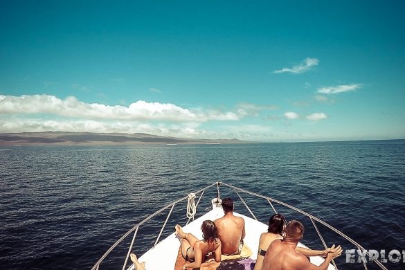 Ecuador Santa Cruz Galapagos Gordon Rocks Scuba Diving Backpacking Backpacker Travel